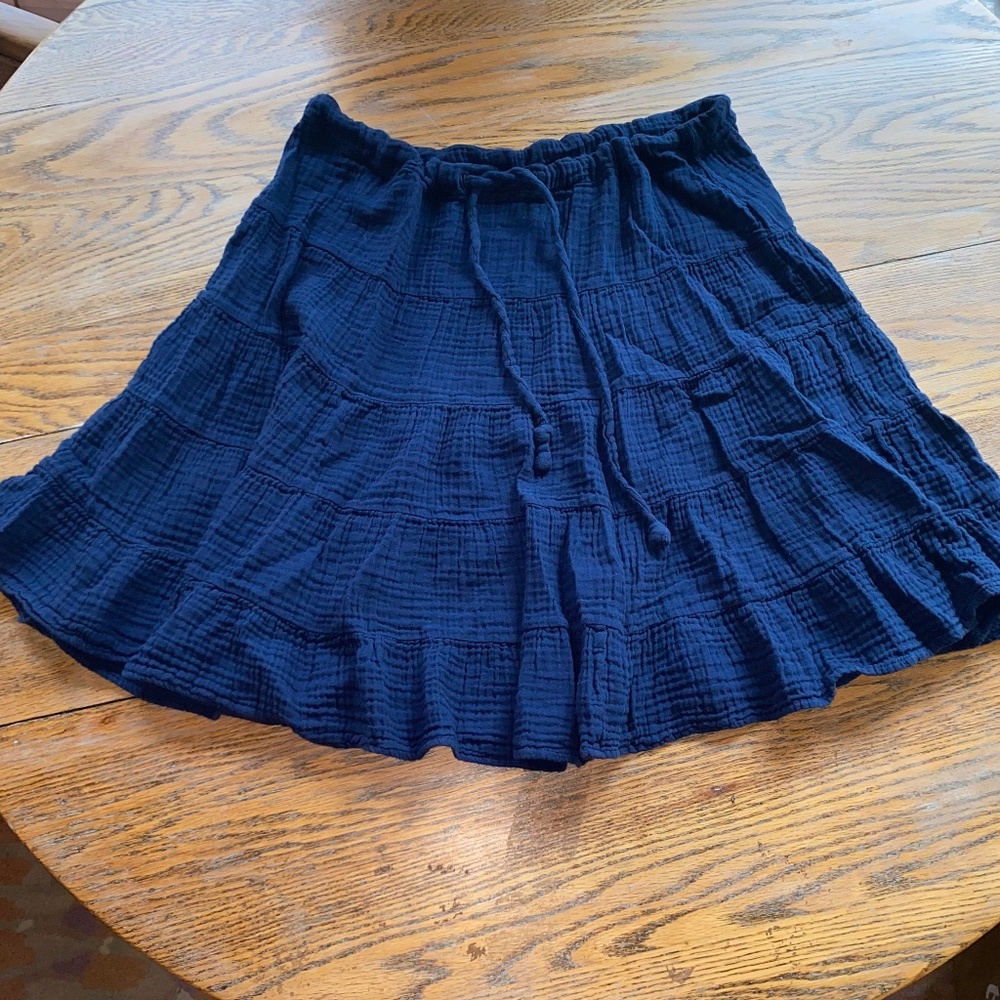 9 SEED resort dk blue gauze tiered cotton mini skirt/tie waist/exc cond/M/L